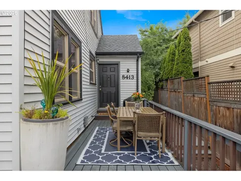 8413 SW 4th Avenue Portland OR 97219