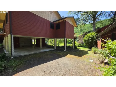203 Burchard Drive Scottsburg OR 97473