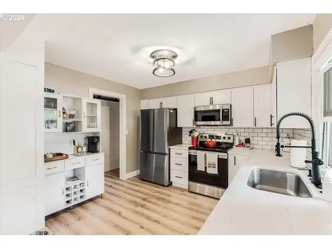 421 Sw 6th Avenue Canby OR 97013