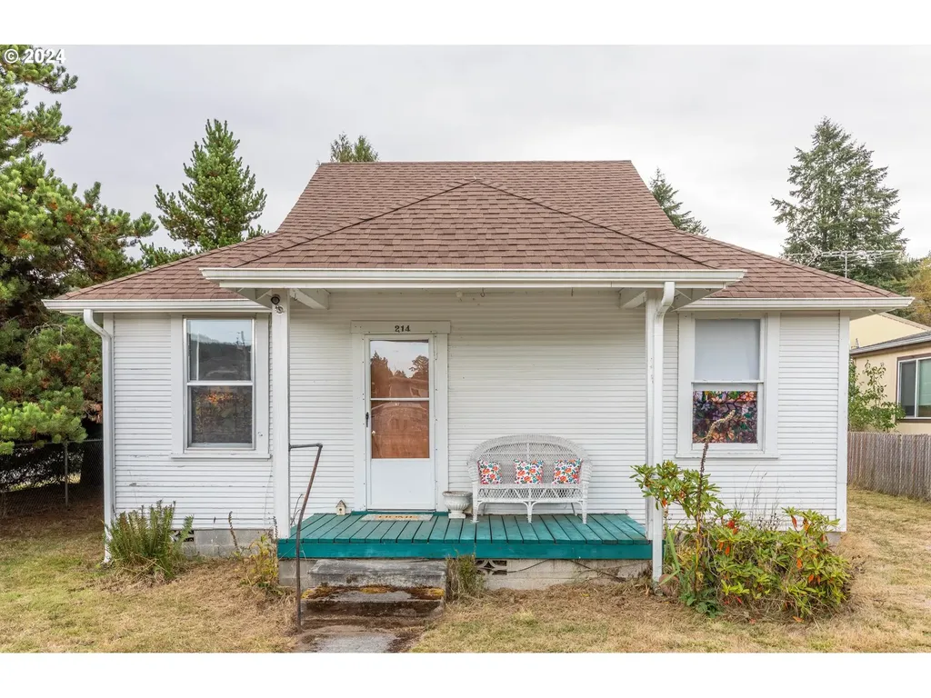 214 Monroe Street Ryderwood WA 98581