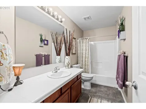 1160 SW 5th Way Troutdale OR 97060