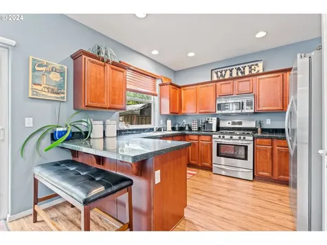 1160 SW 5th Way Troutdale OR 97060