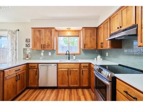 3427 NE 32nd Place Portland OR 97212