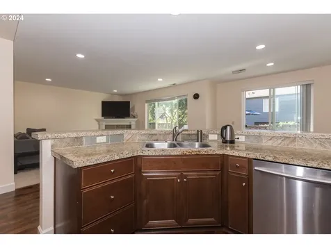 15708 SE Kestrel Drive Clackamas OR 97015