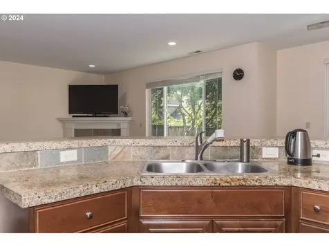 15708 SE Kestrel Drive Clackamas OR 97015