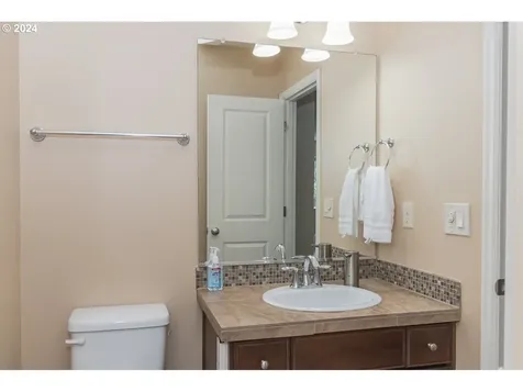15708 SE Kestrel Drive Clackamas OR 97015