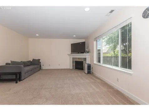 15708 SE Kestrel Drive Clackamas OR 97015