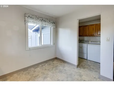 9695 SW Hillsboro Highway Hillsboro OR 97123
