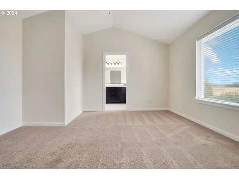 2003 NE Summit Drive Albany OR 97321