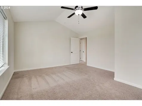 2003 NE Summit Drive Albany OR 97321