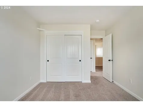 2003 NE Summit Drive Albany OR 97321