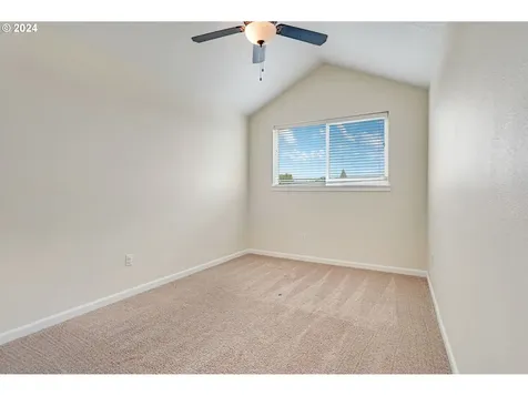 2003 NE Summit Drive Albany OR 97321