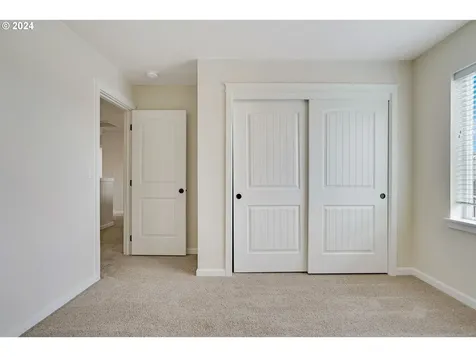 2003 NE Summit Drive Albany OR 97321