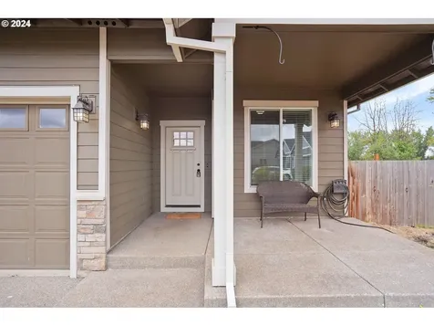 2003 NE Summit Drive Albany OR 97321