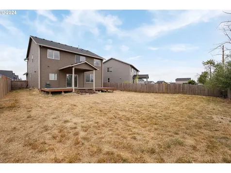 2003 NE Summit Drive Albany OR 97321