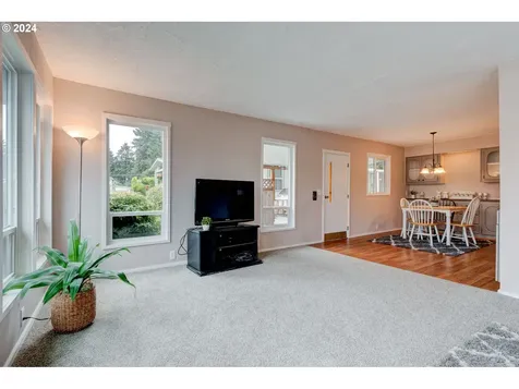 11449 Sw Royal Villa Drive Portland OR 97224
