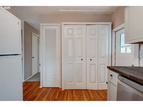 11449 Sw Royal Villa Drive Portland OR 97224