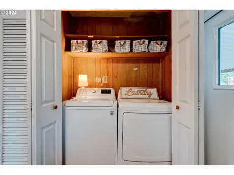 11449 Sw Royal Villa Drive Portland OR 97224