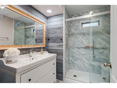 11449 Sw Royal Villa Drive Portland OR 97224
