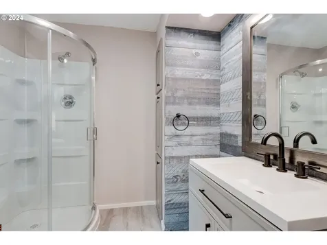 11449 Sw Royal Villa Drive Portland OR 97224