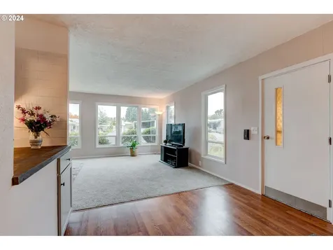 11449 Sw Royal Villa Drive Portland OR 97224