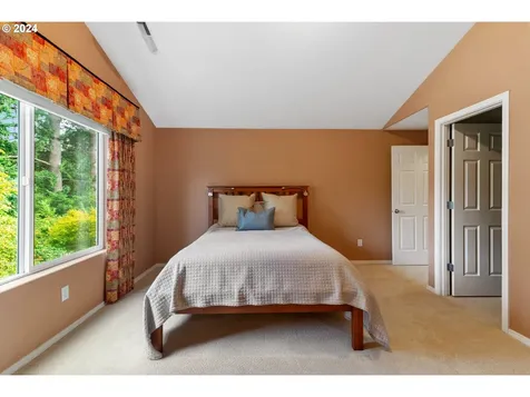 5520 NE 44th Street Vancouver WA 98661