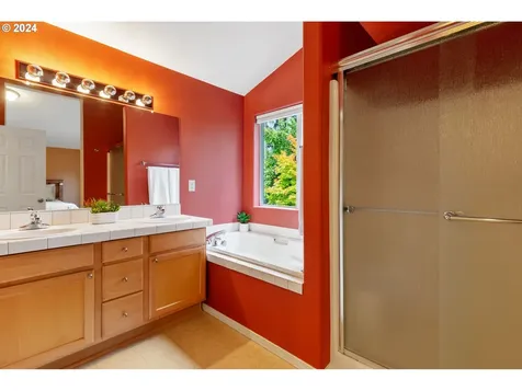 5520 NE 44th Street Vancouver WA 98661