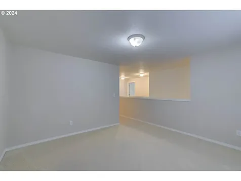 5520 NE 44th Street Vancouver WA 98661