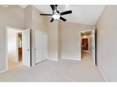 5520 NE 44th Street Vancouver WA 98661