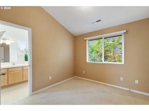 5520 NE 44th Street Vancouver WA 98661