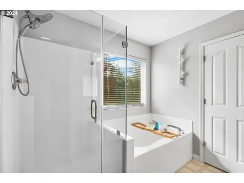 19447 Woodlands Terrace Oregon City OR 97045