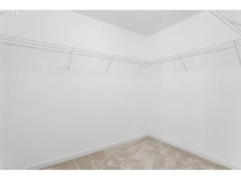 19447 Woodlands Terrace Oregon City OR 97045