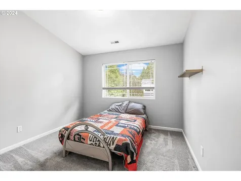 19447 Woodlands Terrace Oregon City OR 97045