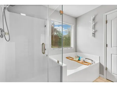 19447 Woodlands Terrace Oregon City OR 97045