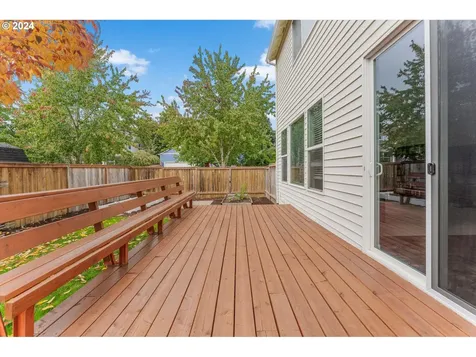 19447 Woodlands Terrace Oregon City OR 97045