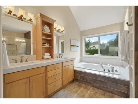 13926 SW 159th Terrace Portland OR 97223