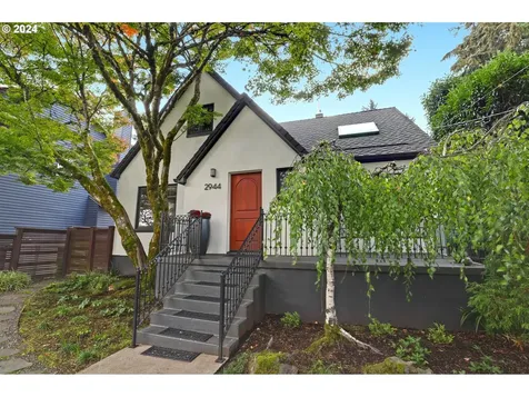 2944 NW Raleigh Street Portland OR 97210
