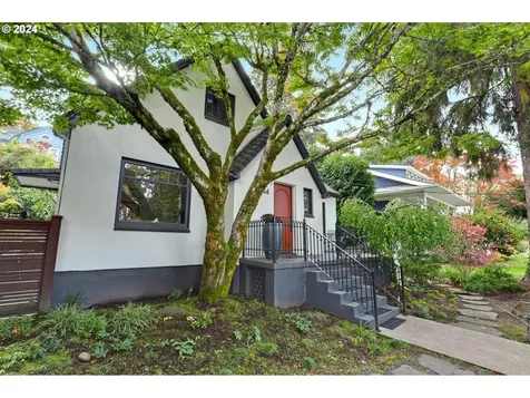 2944 NW Raleigh Street Portland OR 97210