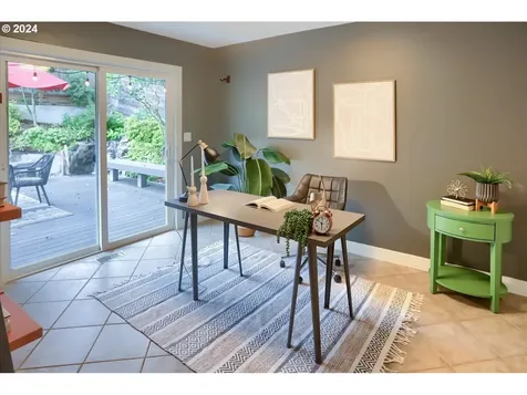 7545 S Corbett Avenue Portland OR 97219
