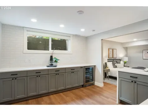 7545 S Corbett Avenue Portland OR 97219