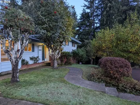 1865 Lincoln Road Coos Bay OR 97420