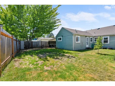 554 Nw Wade Street Estacada OR 97023