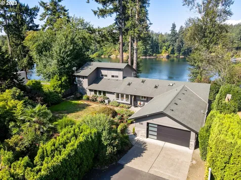 21107 S Highway 99e Oregon City OR 97045