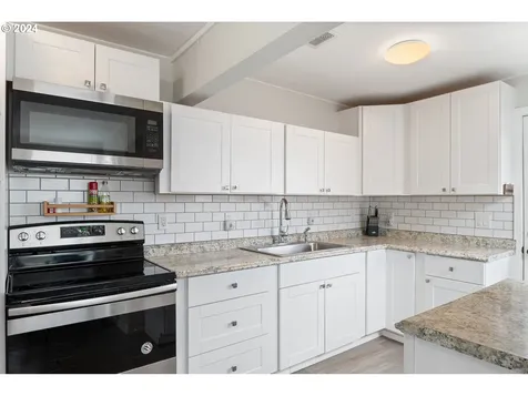 310 27th Avenue Longview WA 98632