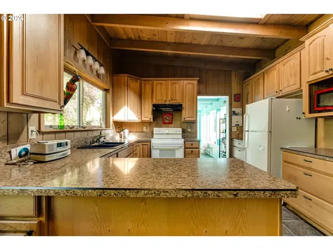 2467 Friendly Street Eugene OR 97405