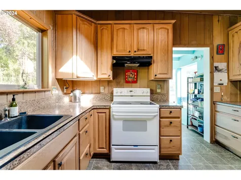 2467 Friendly Street Eugene OR 97405