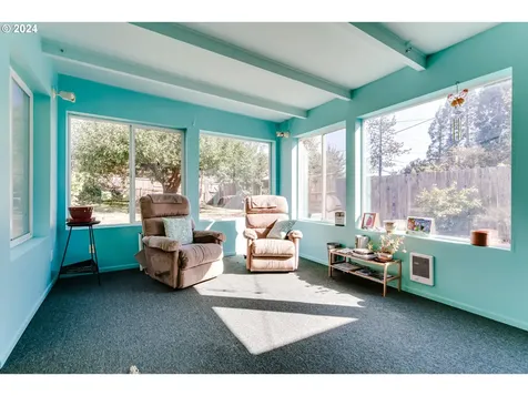 2467 Friendly Street Eugene OR 97405