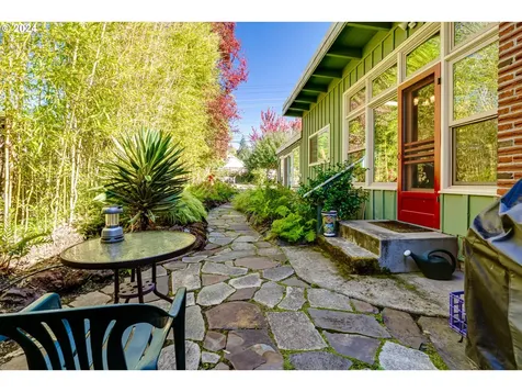 2467 Friendly Street Eugene OR 97405