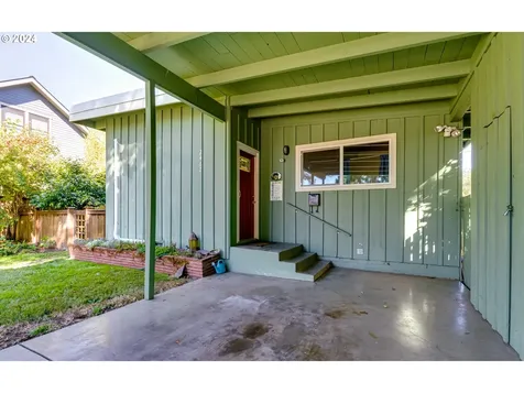 2467 Friendly Street Eugene OR 97405