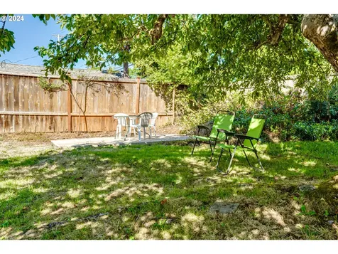 2467 Friendly Street Eugene OR 97405